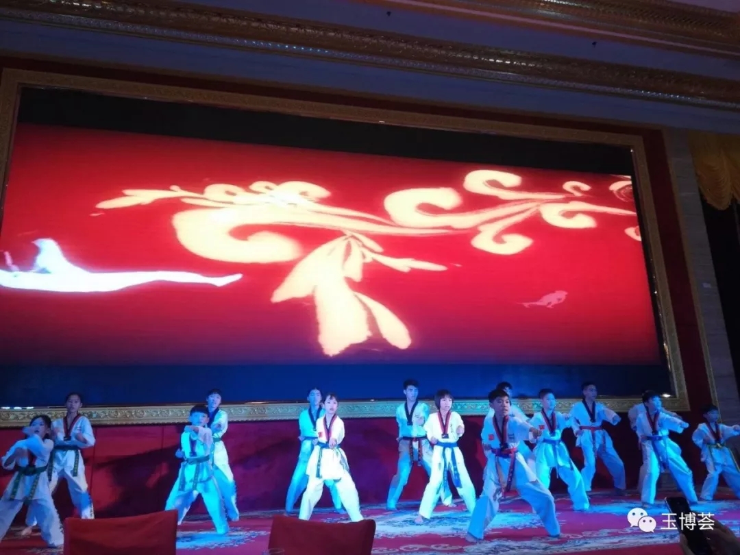 C:\Documents and Settings\Administrator\桌面\06.webp.jpg